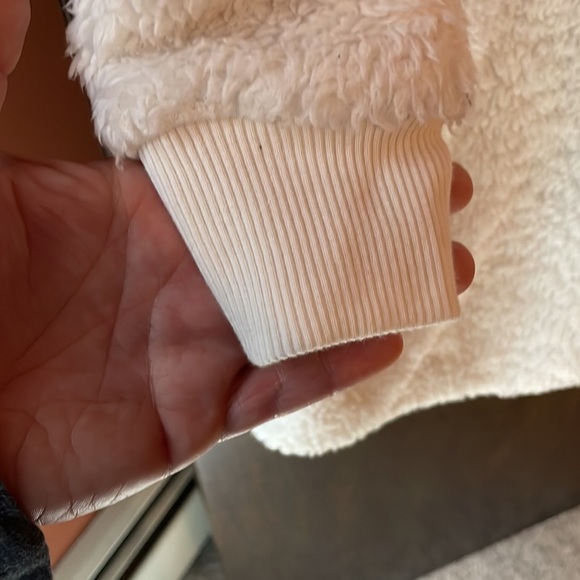 American Eagle fuzzy sweater/jacket - Picture 3 of 4